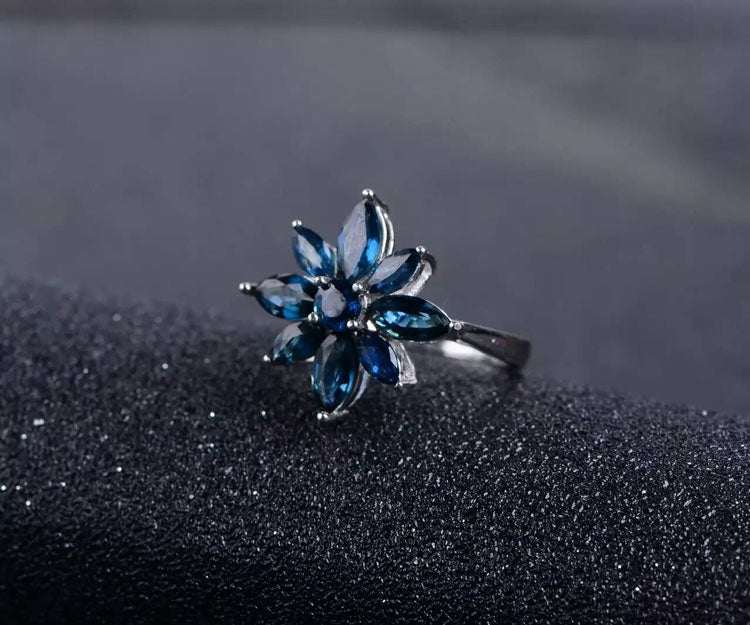 Bague Fleur Argent | MJ FRANKO